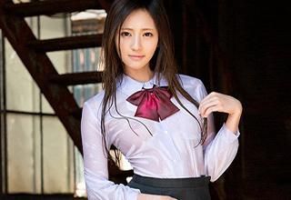 Địt em gái quyến rũ ướt át Erika Momotanim